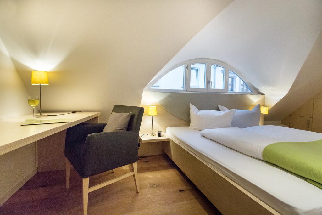 Hotel Am Markt Werder  Ruang foto