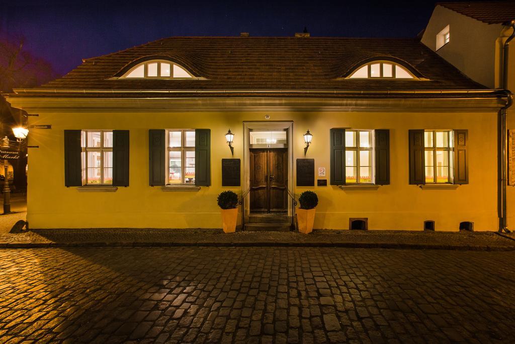 Hotel Am Markt Werder  Ruang foto